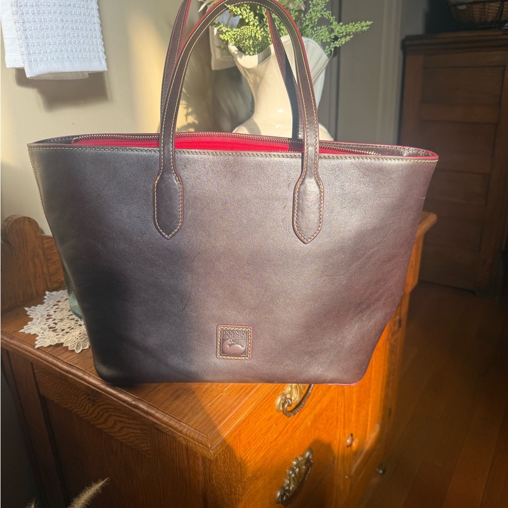 Dooney & Bourke 
Florentine Tote
